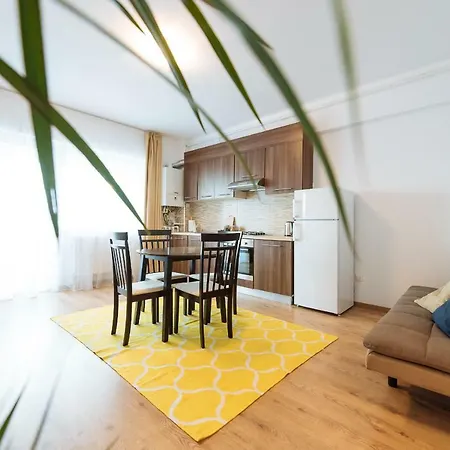 Sunny Muncii Apartment Bucharest