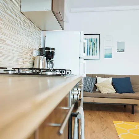 Apartment Sunny Muncii Bucharest